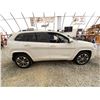 Image 12 : PARKSVILLE - 2019 JEEP CHEROKEE WHITE 170814 KMS - 361317-3