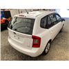 Image 16 : PARKSVILLE - "NO RESERVE" 2012 KIA RONDO WHITE 272800 KMS - 378929-2