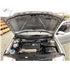 Image 32 : PARKSVILLE - "NO RESERVE" 2004 VOLKSWAGEN JETTA GREY 272653 KMS - 014408-2