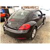Image 15 : PARKSVILLE - 2014 VOLKSWAGEN BEETLE BLACK 128745 KMS - 655012-3
