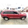 Image 13 : PARKSVILLE - 2013 JEEP GRAND CHEROKEE RED 252349 KMS - 576002-3