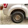 Image 27 : PARKSVILLE- 2008 FORD ESCAPE GREY 329555 KMS - C96897-1