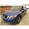 Image 3 : PARKSVILLE - 2017 NISSAN PATHFINDER BLUE 304714 KMS - 637302-3