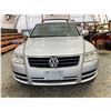 Image 6 : PARKSVILLE - 2005 VOLKSWAGEN TOUAREG GREY 332137 KMS - 016931-3