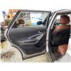 Image 50 : PARKSVILLE - 2015 HYUNDAI SANTA FE GREY 258216 KMS - 092937-3