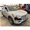 Image 9 : PARKSVILLE - 2015 HYUNDAI SANTA FE GREY 258216 KMS - 092937-3