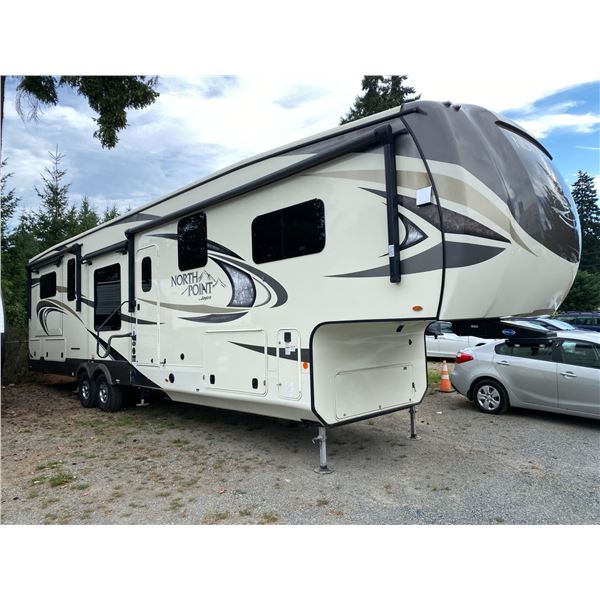 PARKSVILLE - 2019 JAYCO NORTHPOINT BROWN -  LZ0103-3