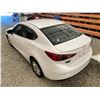 Image 22 : PARKSVILLE - 2015 MAZDA MAZDA3 WHITE 223023 KMS - 154460-2