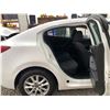 Image 40 : PARKSVILLE - 2015 MAZDA MAZDA3 WHITE 223023 KMS - 154460-2