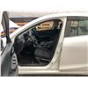 Image 47 : PARKSVILLE - 2015 MAZDA MAZDA3 WHITE 223023 KMS - 154460-2