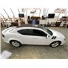 Image 13 : PARKSVILLE - 2011 DODGE AVENGER WHITE 132923 KMS - 526024-3