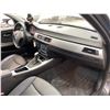 Image 38 : PARKSVILLE - 2006 BMW 325I GREY 243523 KMS - T12360-1