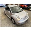 Image 10 : PARKSVILLE - 2001 VOLKSWAGEN BEETLE GREY 196186 KMS - 435194-2
