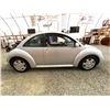 Image 11 : PARKSVILLE - 2001 VOLKSWAGEN BEETLE GREY 196186 KMS - 435194-2