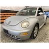 Image 2 : PARKSVILLE - 2001 VOLKSWAGEN BEETLE GREY 196186 KMS - 435194-2