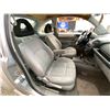 Image 39 : PARKSVILLE - 2001 VOLKSWAGEN BEETLE GREY 196186 KMS - 435194-2