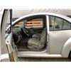 Image 41 : PARKSVILLE - 2001 VOLKSWAGEN BEETLE GREY 196186 KMS - 435194-2