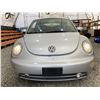 Image 5 : PARKSVILLE - 2001 VOLKSWAGEN BEETLE GREY 196186 KMS - 435194-2
