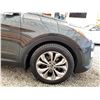 Image 25 : PARKSVILLE - 2013 HYUNDAI SANTA FE SPORT GREEN 145558 KMS - 086060-3