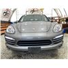 Image 5 : PARKSVILLE - 2012 PORSCHE CAYENNE GREY 191258 KMS - A01200-3