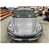 Image 7 : PARKSVILLE - 2012 PORSCHE CAYENNE GREY 191258 KMS - A01200-3