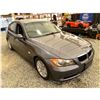 Image 9 : PARKSVILLE - 2006 BMW 325I GREY 243523 KMS - T12360-1