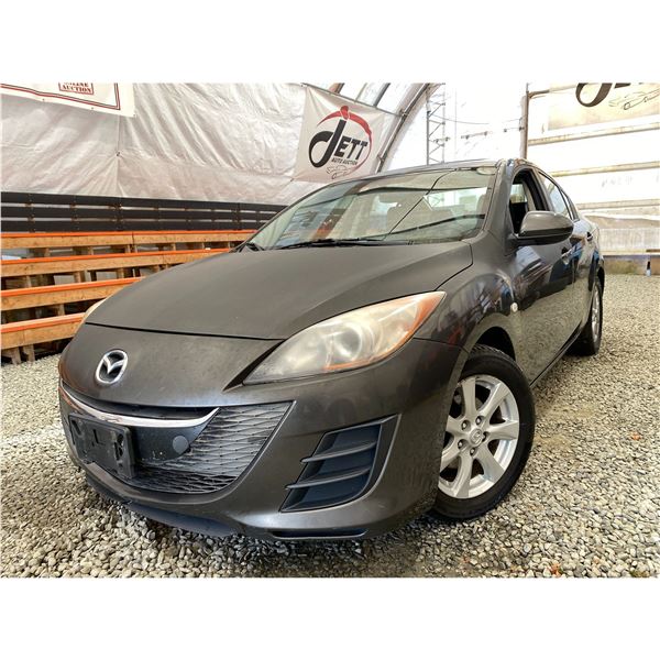 PARKSVILLE - 2010 MAZDA MAZDA3 GREY 277864 KMS - 152461-3