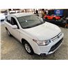 Image 10 : PARKSVILLE - 2015 MITSUBISHI OUTLANDER WHITE 244281 KMS - 600704-2