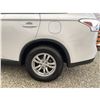 Image 29 : PARKSVILLE - 2015 MITSUBISHI OUTLANDER WHITE 244281 KMS - 600704-2