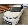 Image 4 : PARKSVILLE - 2008 TOYOTA SCION XB WHITE 287426 KMS - 129980-2