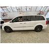 Image 23 : PARKSVILLE - 2016 CHRYSLER TOWN AND COUNTRY WHITE 149074 KMS - 285865-3