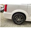 Image 27 : PARKSVILLE - 2016 CHRYSLER TOWN AND COUNTRY WHITE 149074 KMS - 285865-3