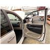 Image 37 : PARKSVILLE - 2016 CHRYSLER TOWN AND COUNTRY WHITE 149074 KMS - 285865-3