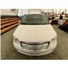 Image 7 : PARKSVILLE - 2016 CHRYSLER TOWN AND COUNTRY WHITE 149074 KMS - 285865-3