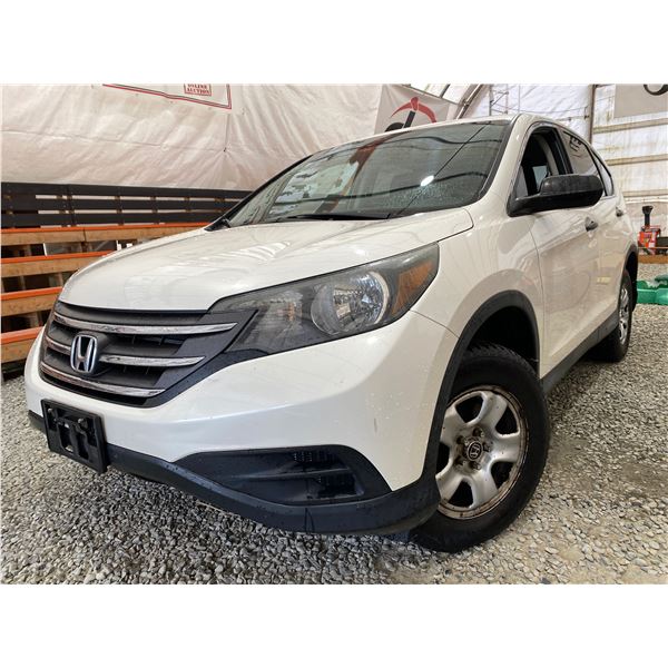 PARKSVILLE - 2014 HONDA CR-V WHITE 236363 KMS - 110398-2