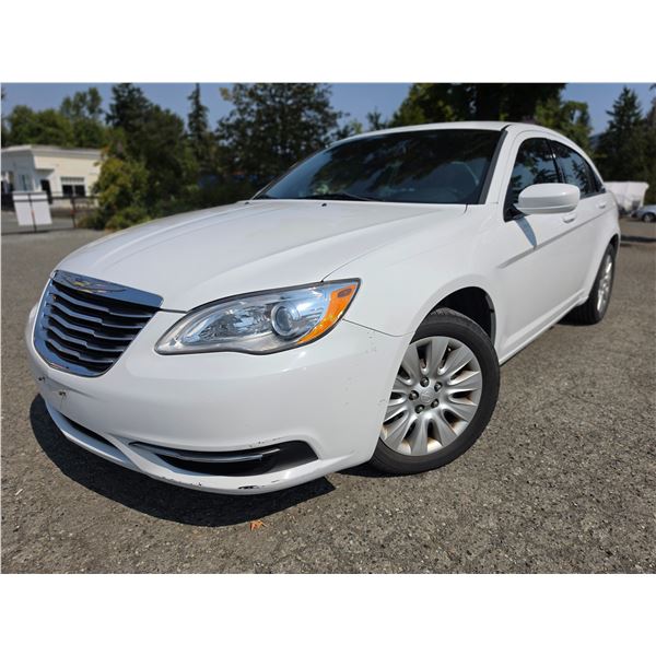 DUNCAN - 2014 CHRYSLER 200 WHITE 154793 KMS - 191141-3
