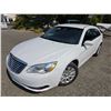 Image 2 : DUNCAN - 2014 CHRYSLER 200 WHITE 154793 KMS - 191141-3
