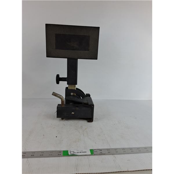 Adjustable mounting truck step  (as is), Pickup Only
