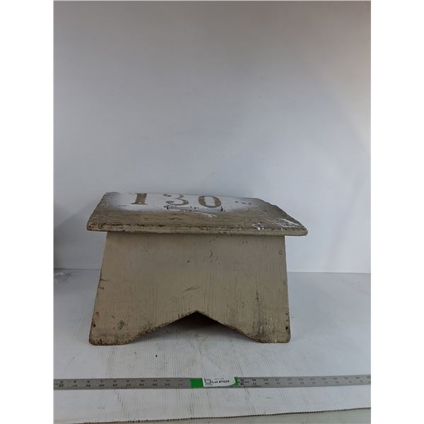 Wooden Stepping Block 19.5"x13"x11.5" ( as is, cannot ship)