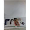 Image 1 : 9" Caulking Gun, Chisel Set, Tape Measure, Misc