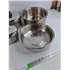 Image 4 : Stock Pots & Steamer Pot w/Lids