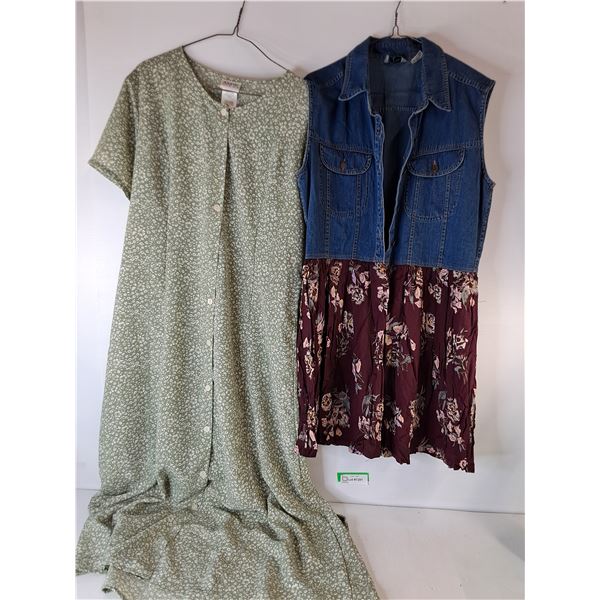 Womens Dresses Size S/L