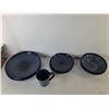 Image 3 : Ceramic Leaf Trays 11.5" & Blue Glaze Dish Set