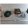 Image 1 : Outdoor Extension Cord & Motomaster Battery Charger- Powers On, Can't Ship
