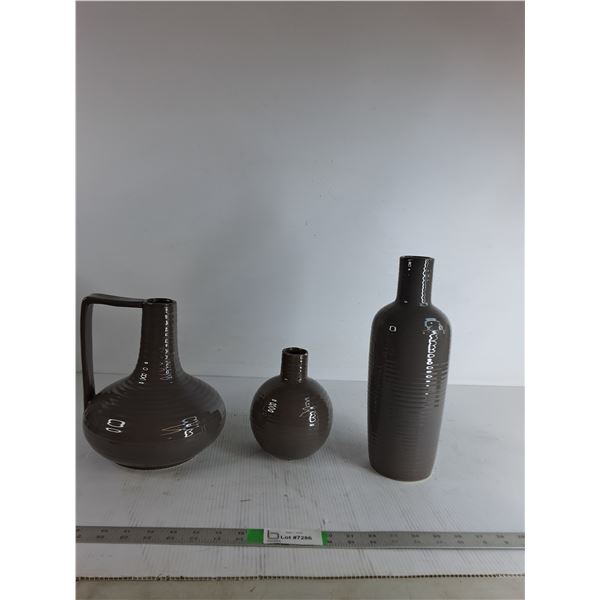 Variety Of Decorative Vases ( as is)
