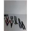 Image 3 : Variety Of Pliers