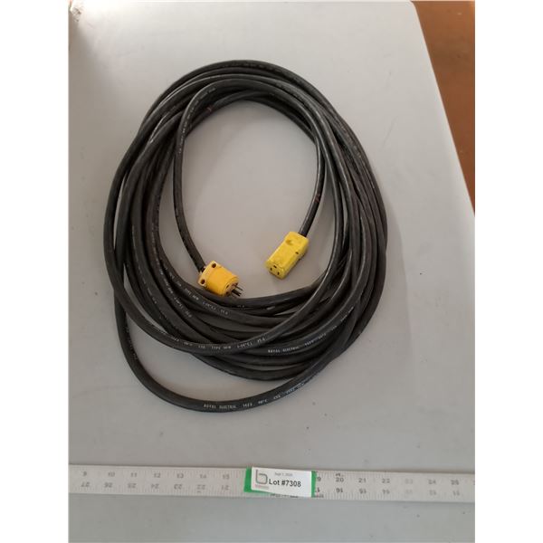Heavy-Duty Black Rubber Extension Cord ( as is)