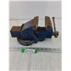 Image 1 : Blue Vise with 3 1/2" Jaws, Pickup Only