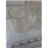 Image 2 : (2) Large Glass Jugs, (4) Small Glass Mugs