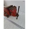 Image 2 : Red York Vise With 5" Jaws, Pickup Only